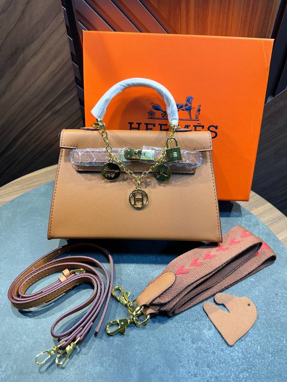 Hermès Kelly Style Leather Handbag