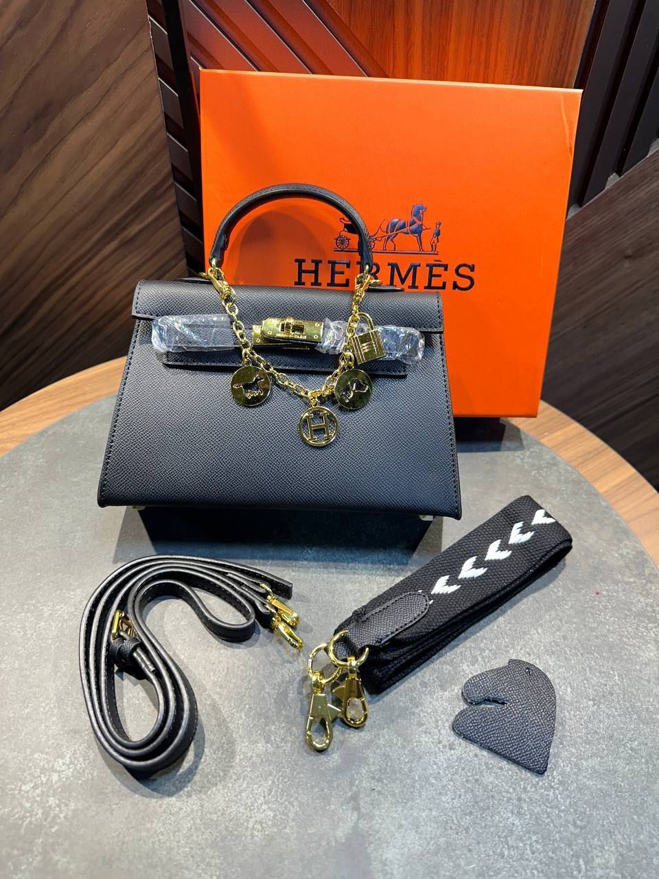 Hermès Kelly Style Leather Handbag