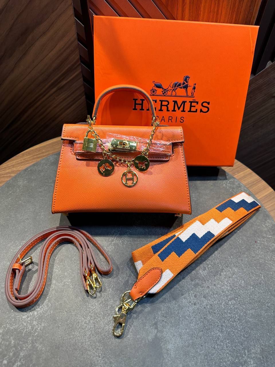 Hermès Kelly Style Leather Handbag