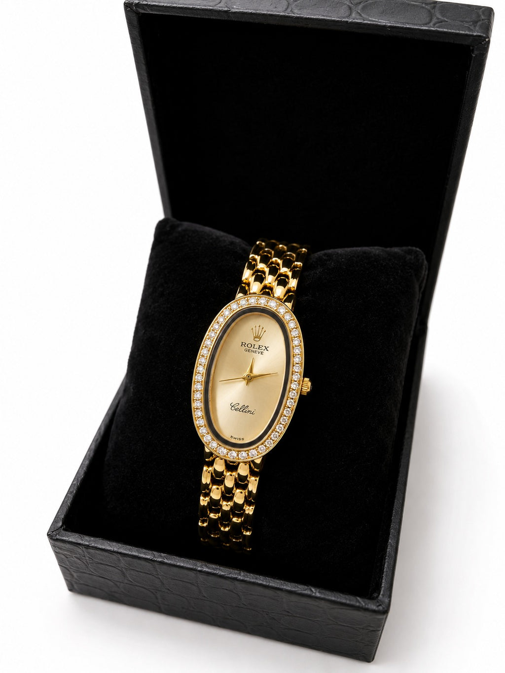 Golden Elegance Oval Watch